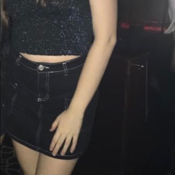 UBRAN OUTFITTERS BLACK DENIM SKIRT - Picture 3 of 4